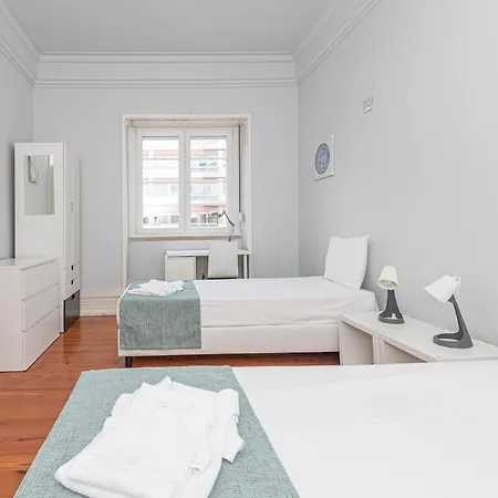 Houze Bright Near Marques De Pombal Apartamento *