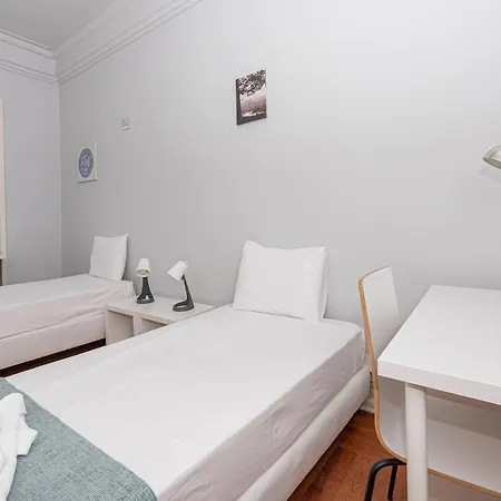 Houze Bright Near Marques De Pombal Apartamento Lisboa