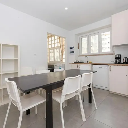 Houze Bright Near Marques De Pombal Apartman Lisboa