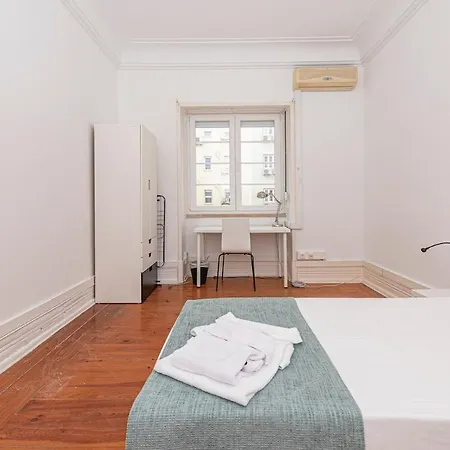 Houze Bright Near Marques De Pombal Apartamento Lisboa